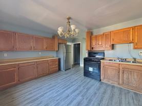 120 E Maple - Photo 1 of 1