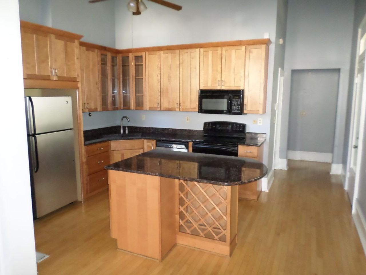 1512 E Breckinridge St - Photo 3 of 14