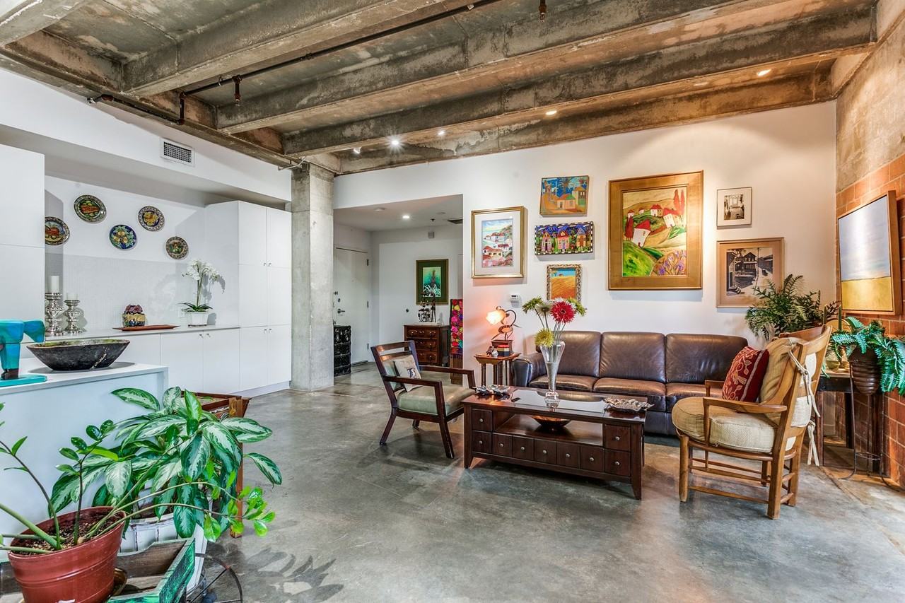 1115 South Alamo Street #2103 - Photo 3 of 25