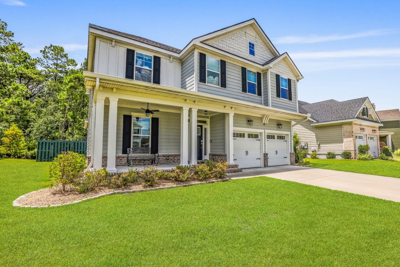 216 Wexford Dr - Photo 3 of 50