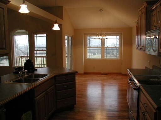 1120 Sw Red Oaks Ct - Photo 2 of 9