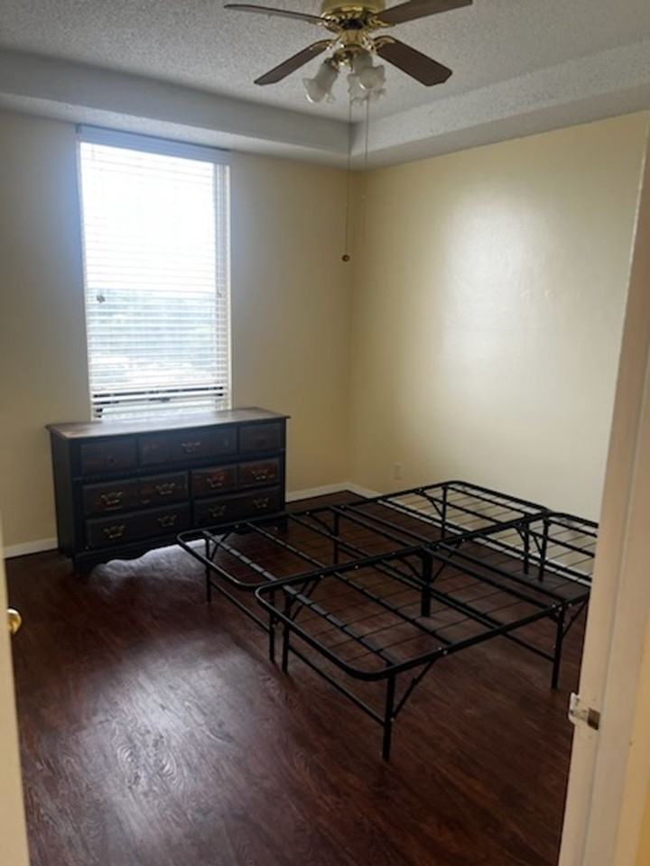 1271 Poplar Ave #911 - Photo 2 of 5