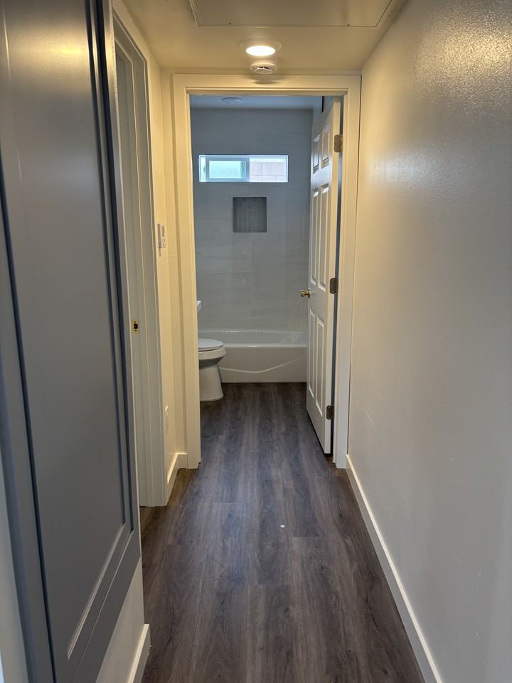 5201 Elizabeth Street #P - Photo 3 of 10