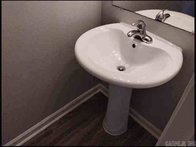 220 Gamble Rd Apt B - Photo 7 of 18