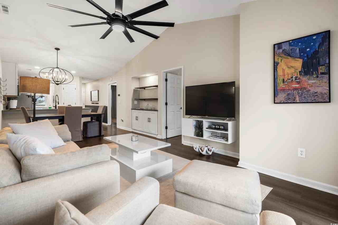 609 Waterway Village Blvd - Photo 7 of 40