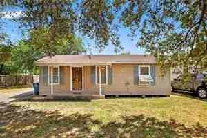 featured image of 11230 Blades St