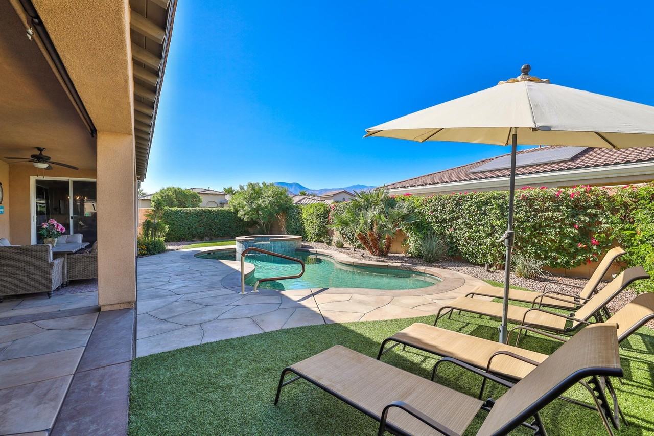 48219 Newport Bridge Place - Photo 5 of 48