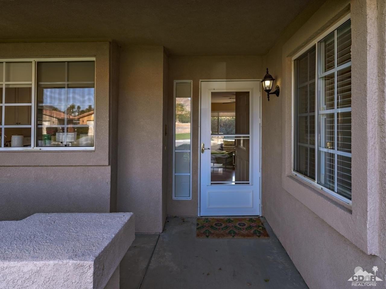 78225 Desert Fall Way - Photo 4 of 23