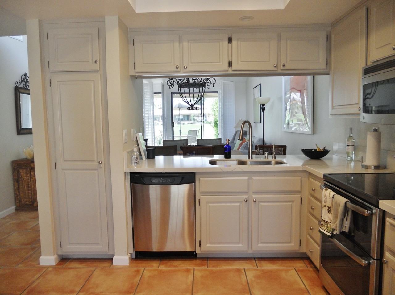 197 Madrid Avenue - Photo 6 of 16