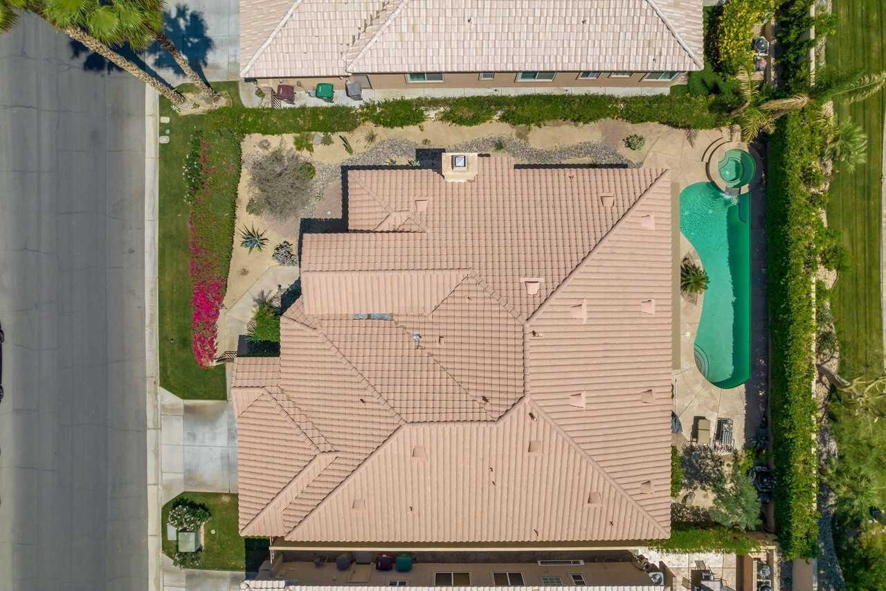 47540 Via Florence - Photo 3 of 38