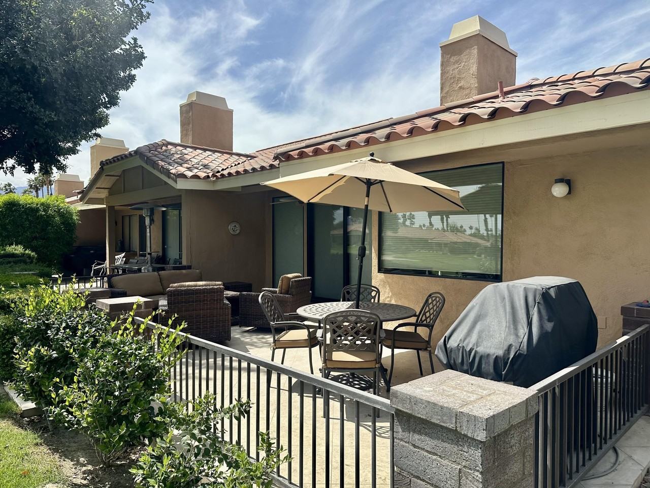 254 Santa Barbara Circle - Photo 2 of 11