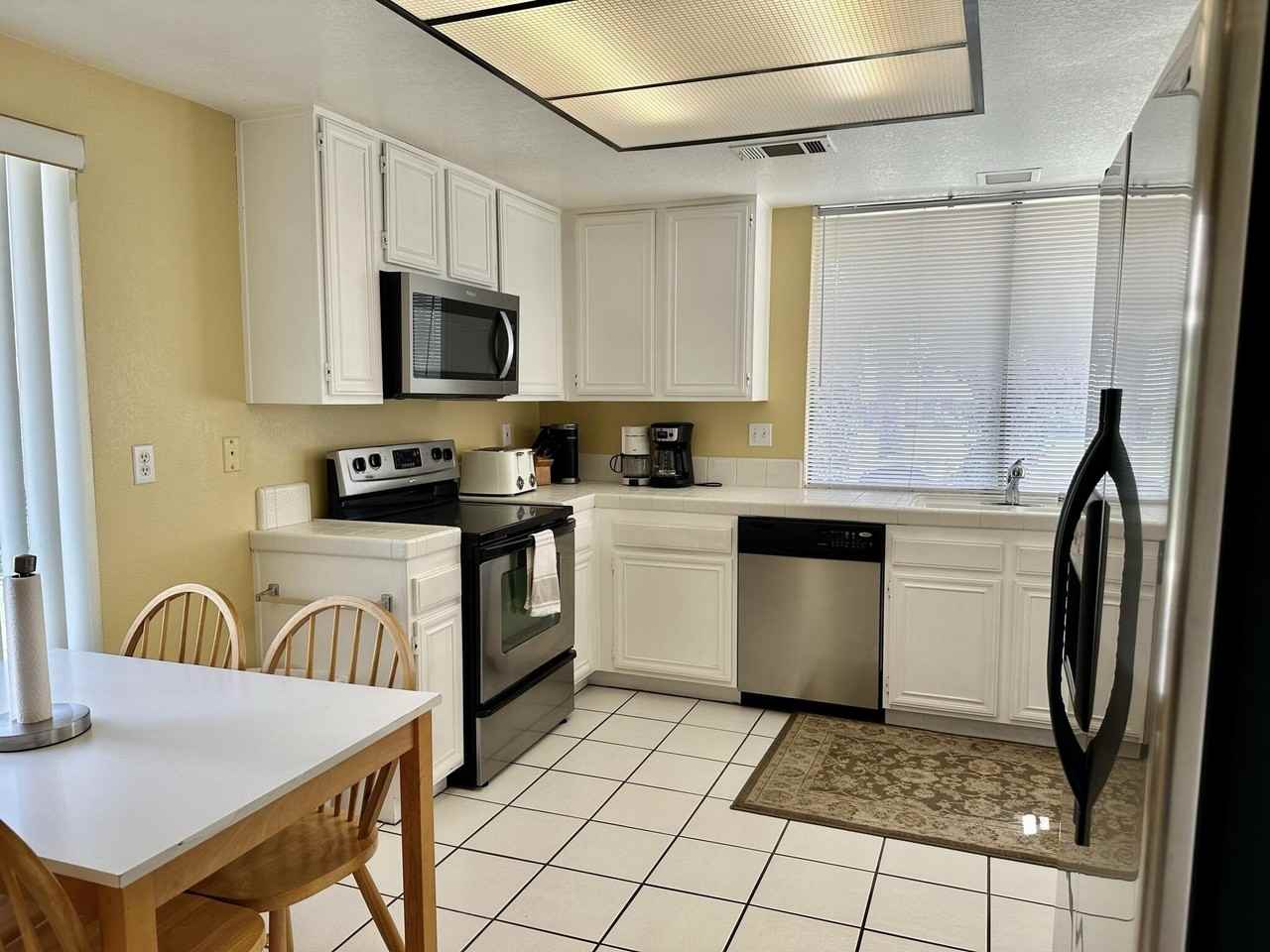 294 San Vincente Circle - Photo 6 of 14