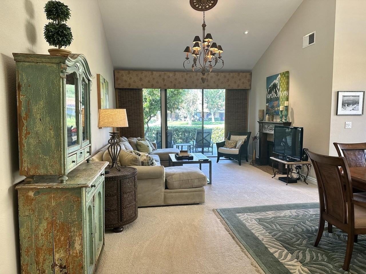 221 Serena Drive - Photo 7 of 19