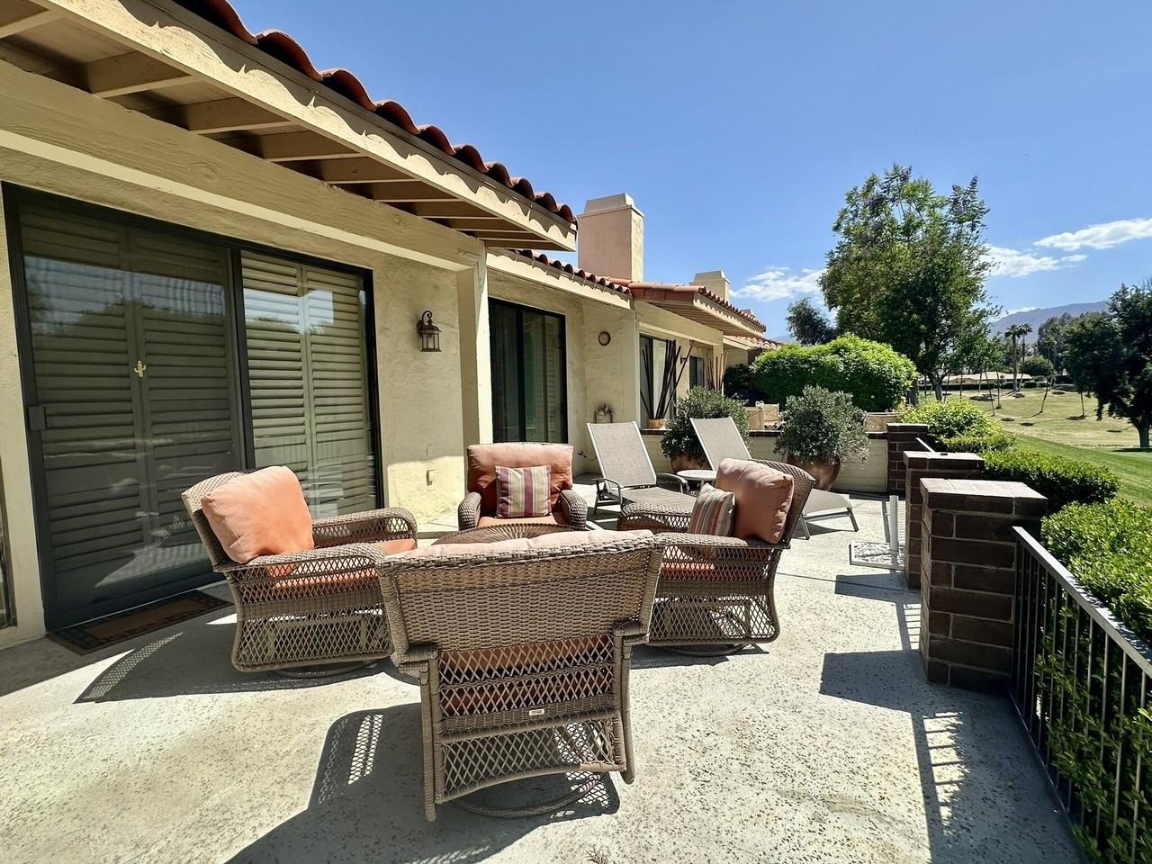 291 Serena Drive - Photo 2 of 19