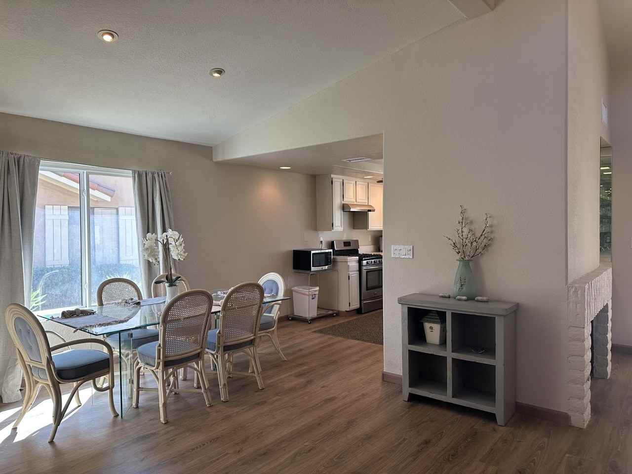 261 Santa Barbara Circle - Photo 5 of 15