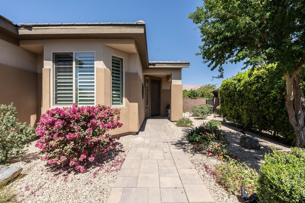 82820 Kingsboro Ln - Photo 3 of 38