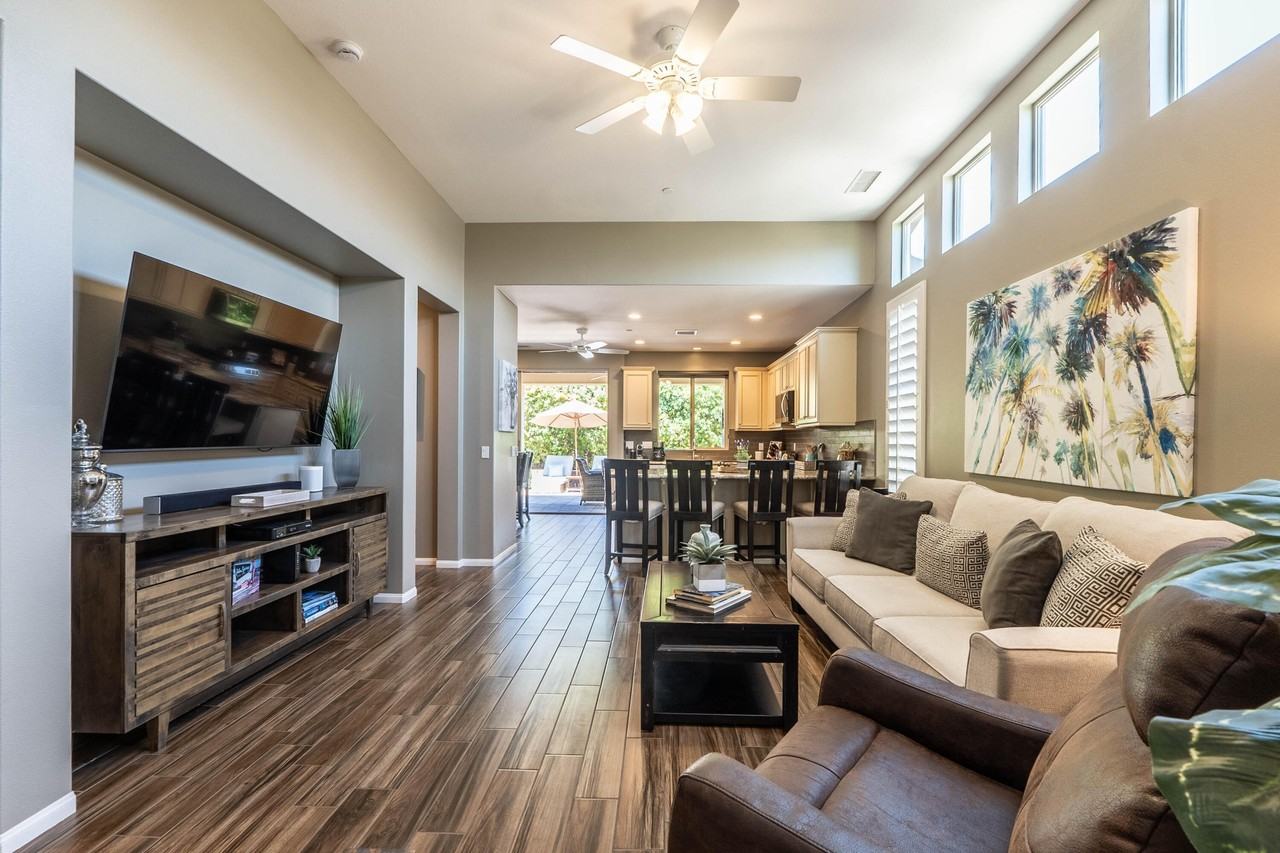 82820 Kingsboro Ln - Photo 4 of 38