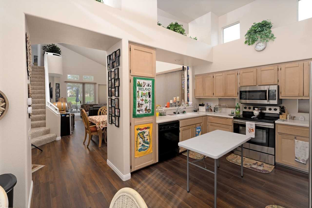 29521 E Trancas Dr - Photo 3 of 30