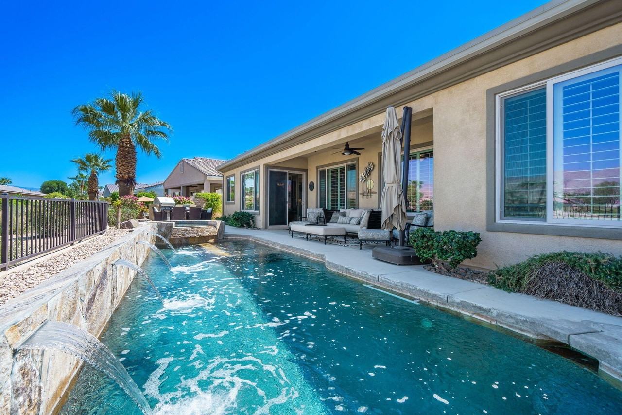 81074 Avenida Neblina - Photo 7 of 50