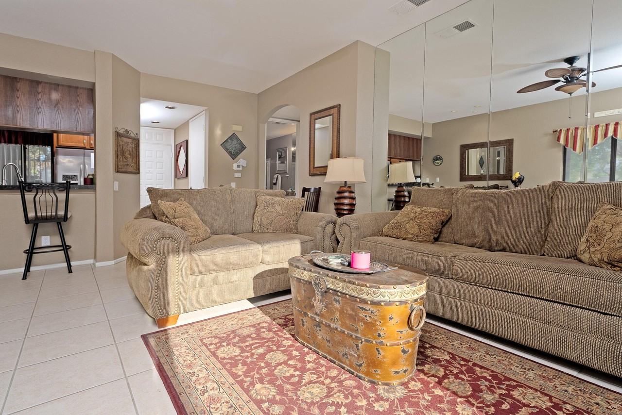 28984 Desert Princess Drive #702 - Photo 5 of 19