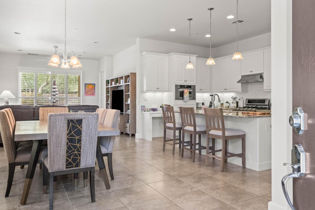 81360 Corte Compras - Photo 2 of 24