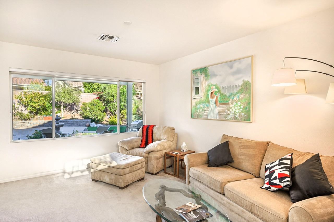 78916 Stansbury Ct - Photo 3 of 28