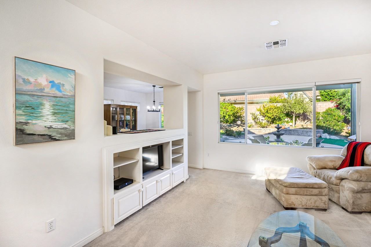 78916 Stansbury Ct - Photo 4 of 28