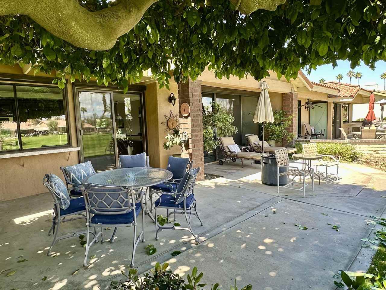 186 Madrid Avenue - Photo 3 of 15