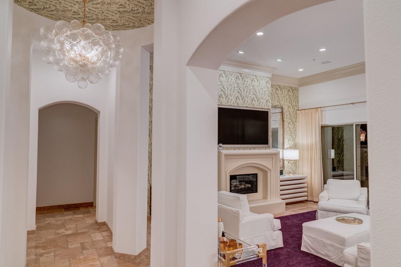 595 Bogert Trail - Photo 3 of 50