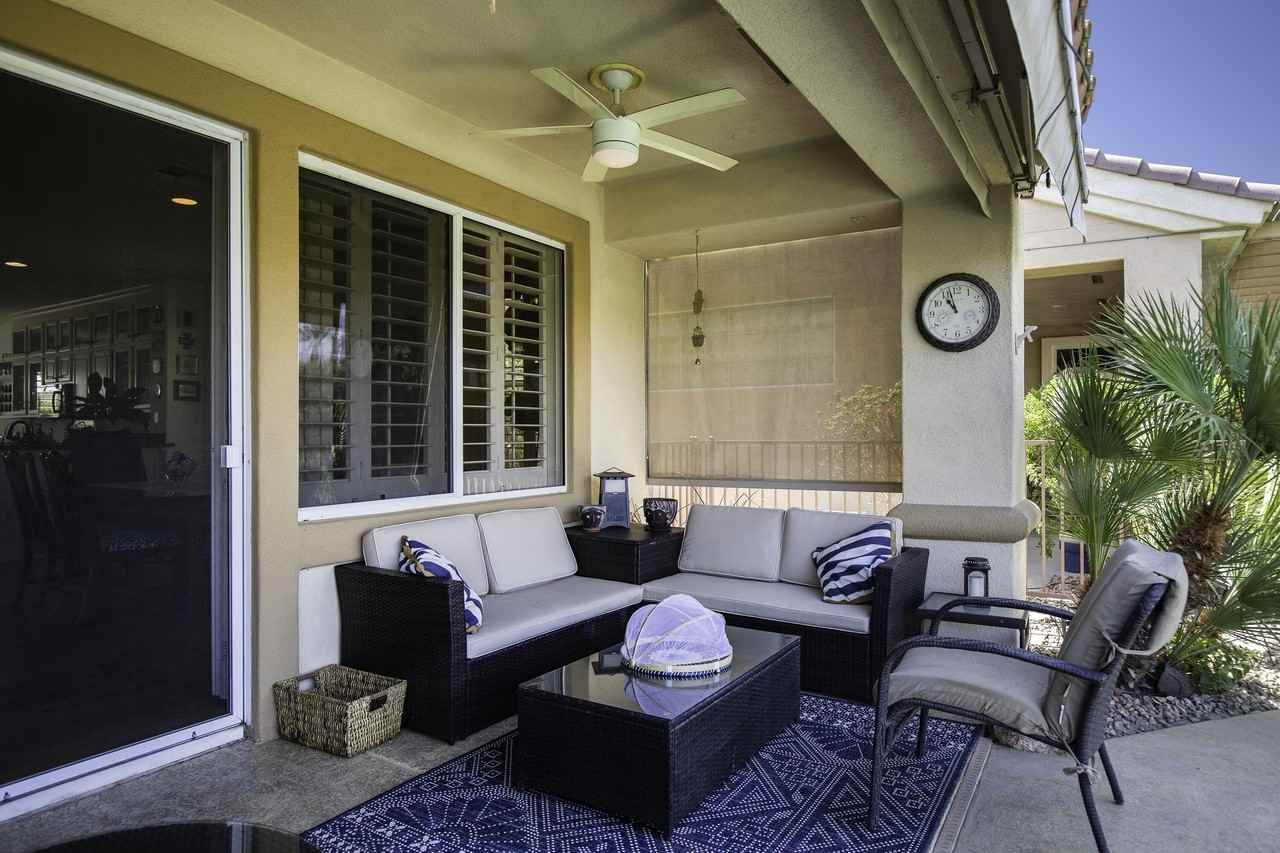 37905 Pineknoll Avenue - Photo 7 of 26