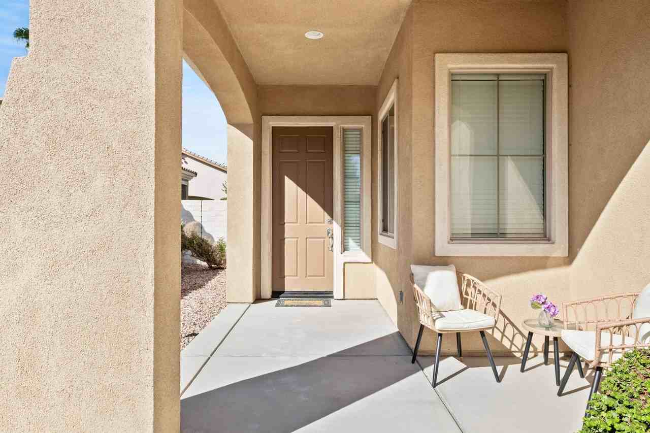 80528 Avenida San Fernando - Photo 2 of 50