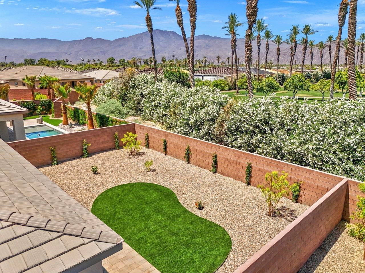 51805 Pinnacle Vista Dr - Photo 2 of 42