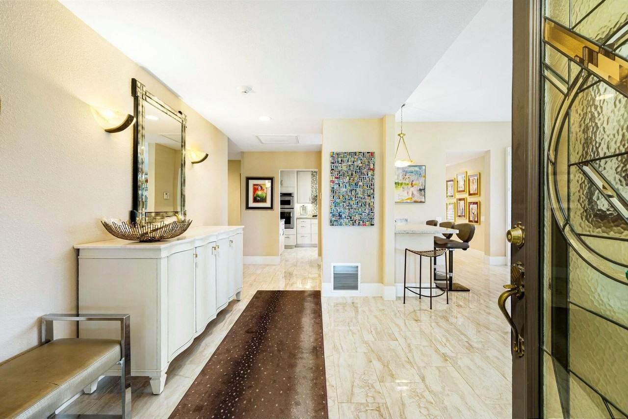 1 Briarcliff Court - Photo 4 of 48