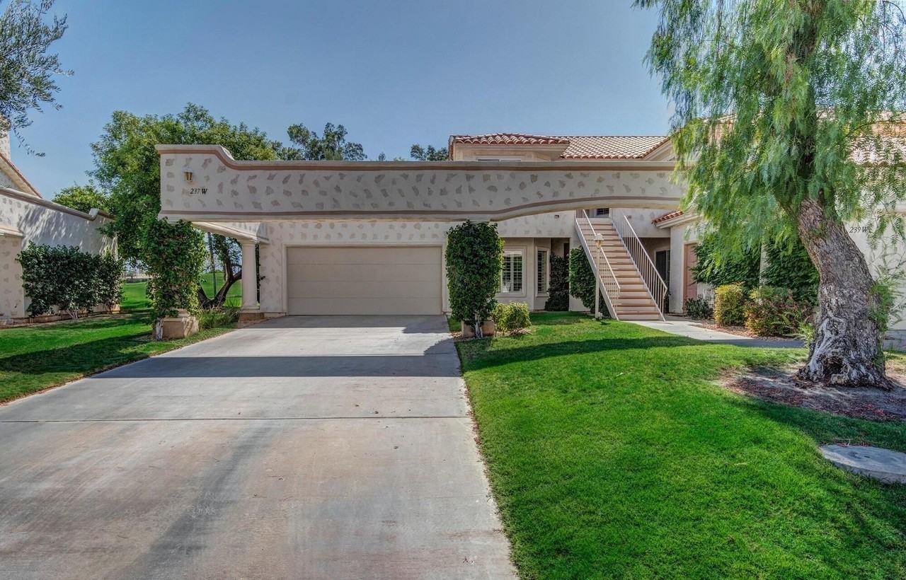 237 Vista Royale Circle West - Photo 2 of 31