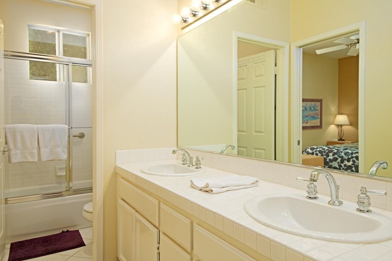 29777 Sandy Ct - Photo 2 of 36