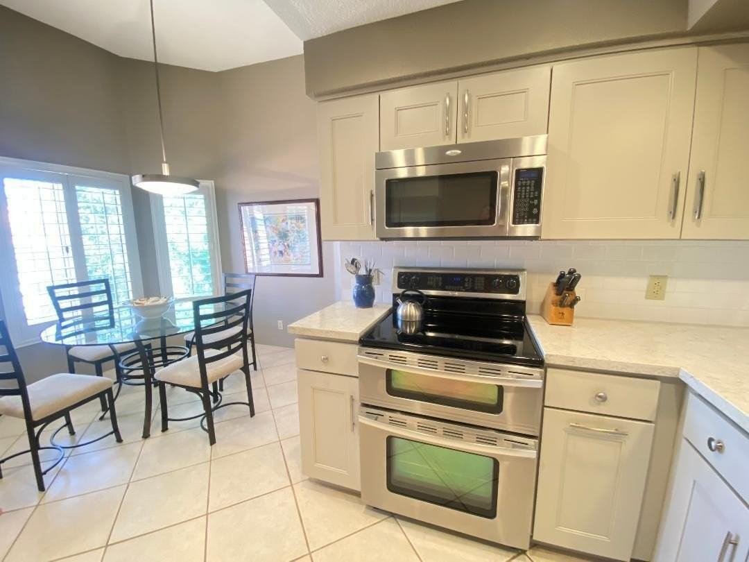 781 Montana Vista Drive - Photo 4 of 34