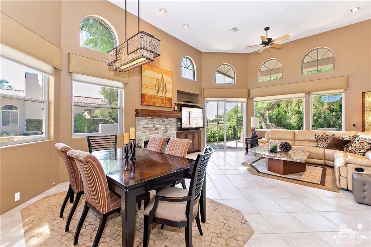 48010 Via Vallarta - Photo 7 of 37