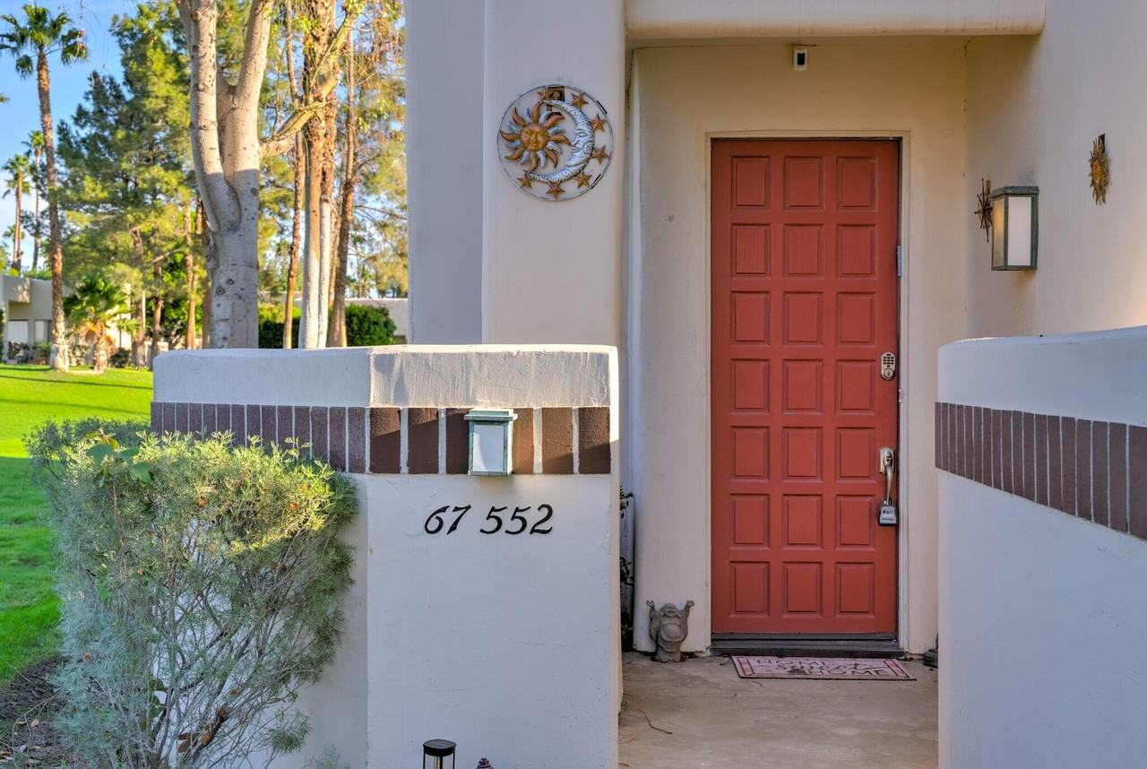 67552 North Natoma Drive - Photo 3 of 24