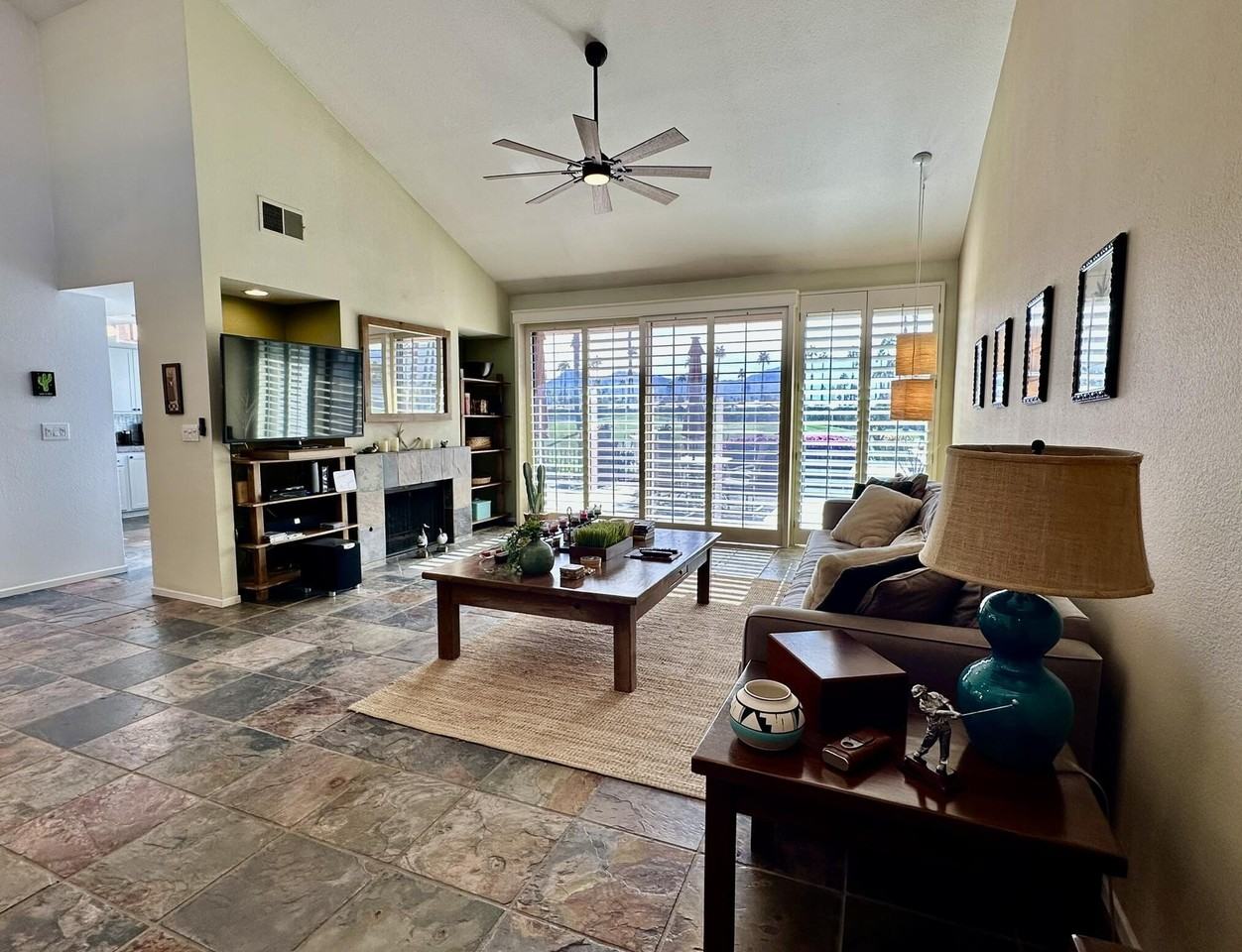 295 Cordoba Way - Photo 6 of 18