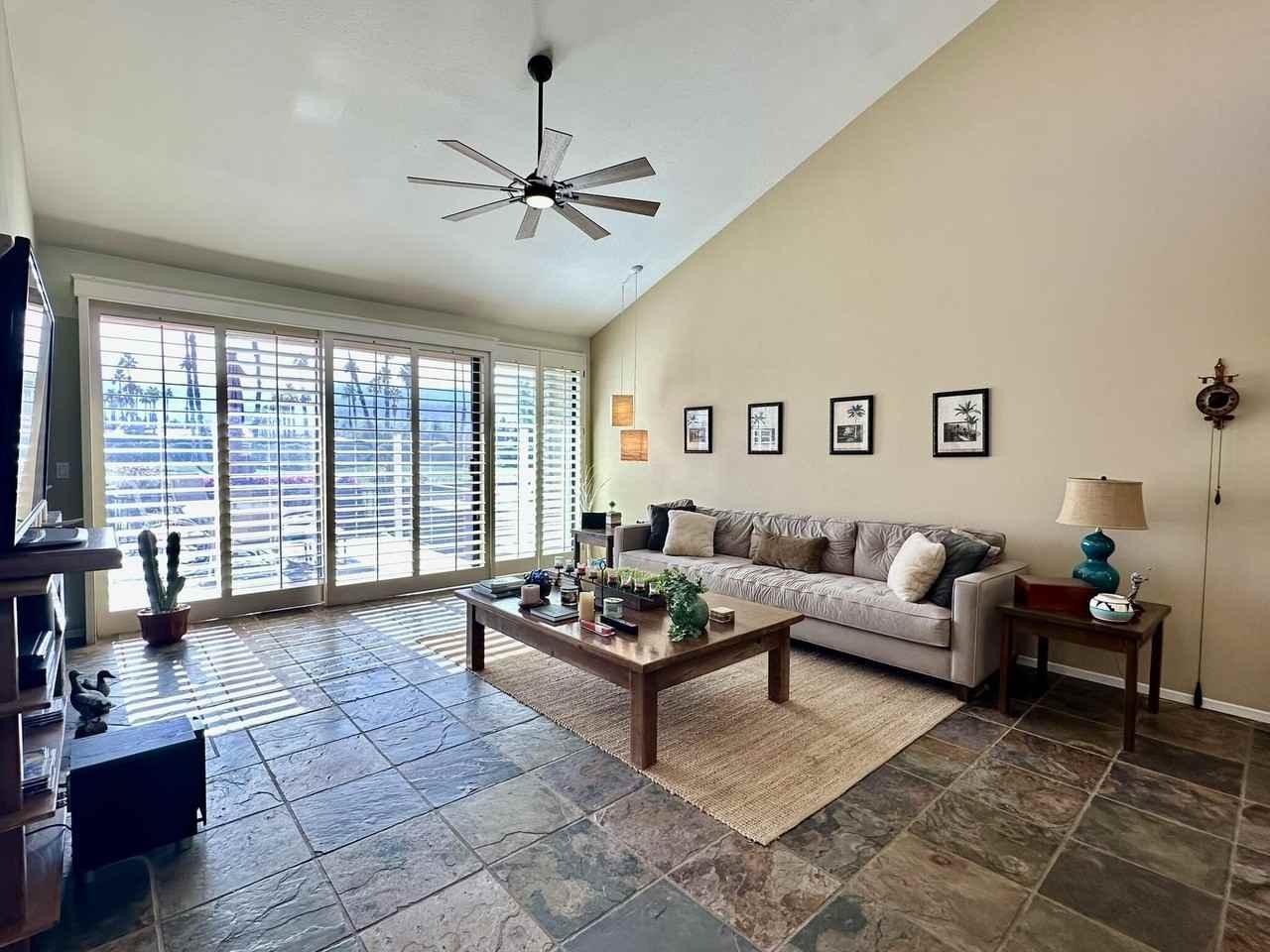 295 Cordoba Way - Photo 7 of 18