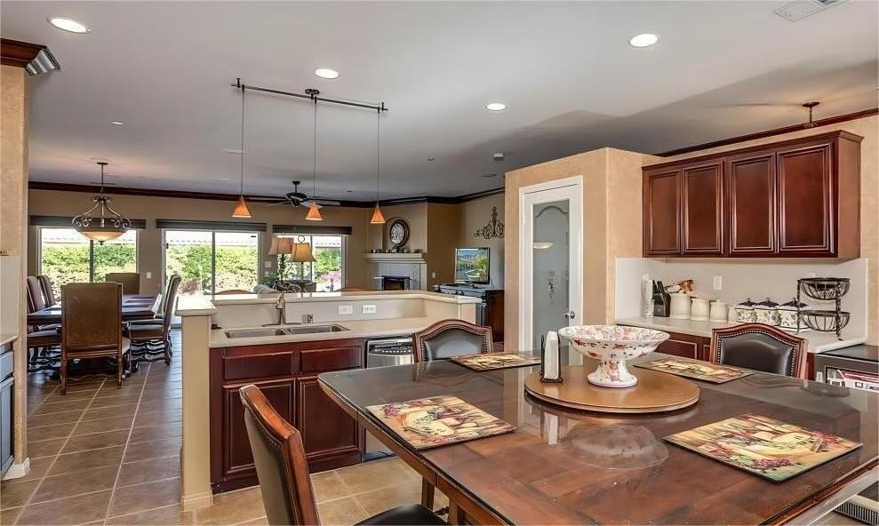 988 Alta Rdg - Photo 3 of 43