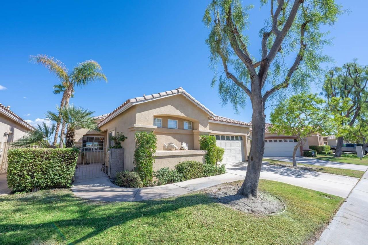 45338 Coeur D'alene Drive - Photo 4 of 35