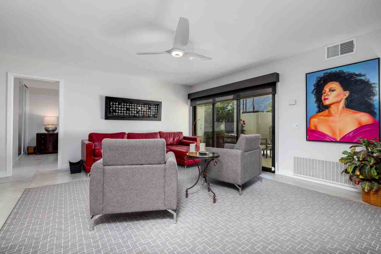 1173 E Alejo Rd - Photo 7 of 39