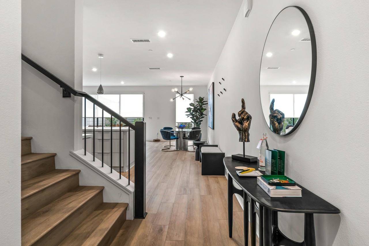 438 Huddle Springs Way - Photo 4 of 50