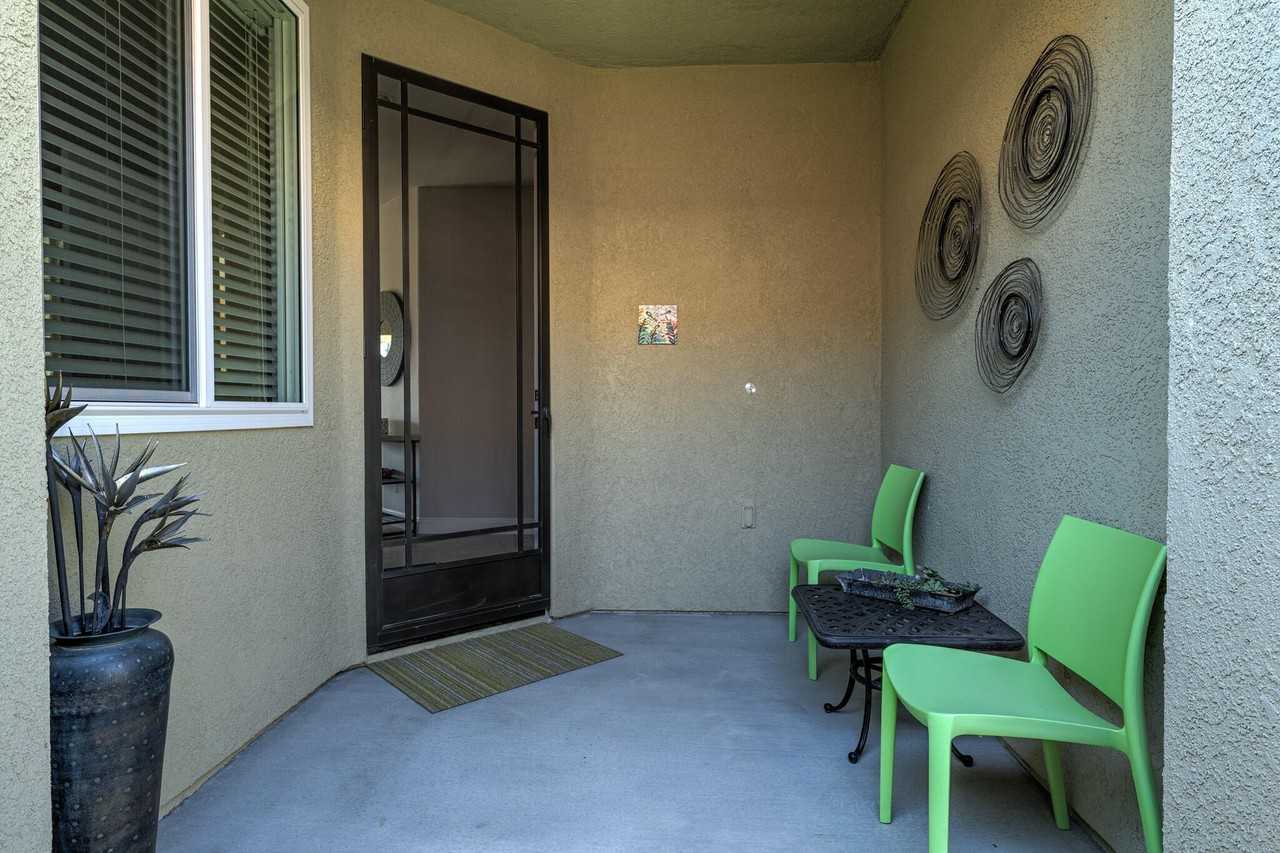 67659 S Natoma Dr - Photo 4 of 41