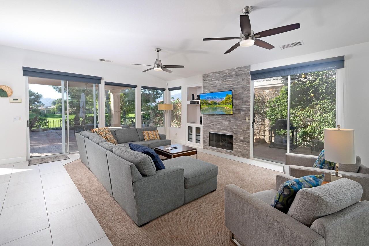 67579 S Laguna Dr - Photo 7 of 35