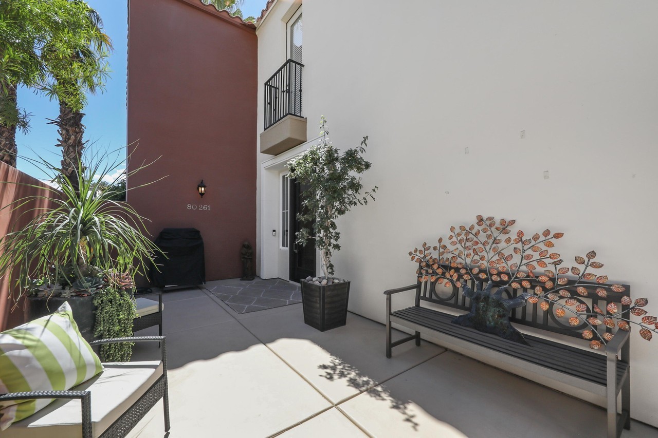 80261 Via Tesoro - Photo 4 of 38