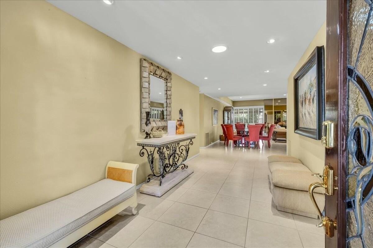 2 Cornell Dr - Photo 6 of 50