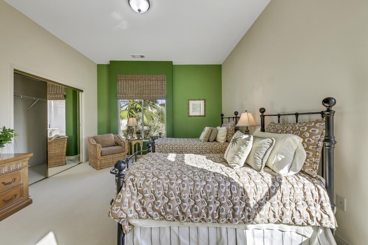 78575 Stansbury Ct - Photo 6 of 36