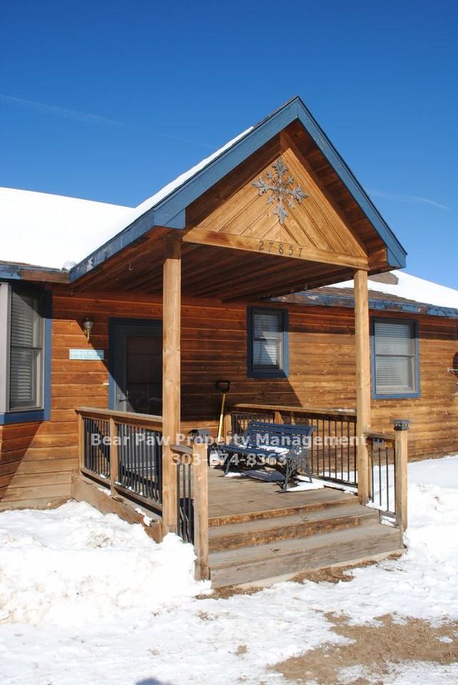 27857 Richmond Hill Rd - Photo 2 of 20